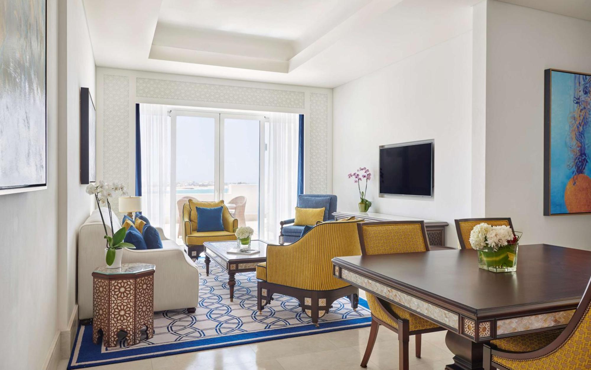 Hilton Salwa Beach Resort And Villas Abu Samra Eksteriør bilde Living room